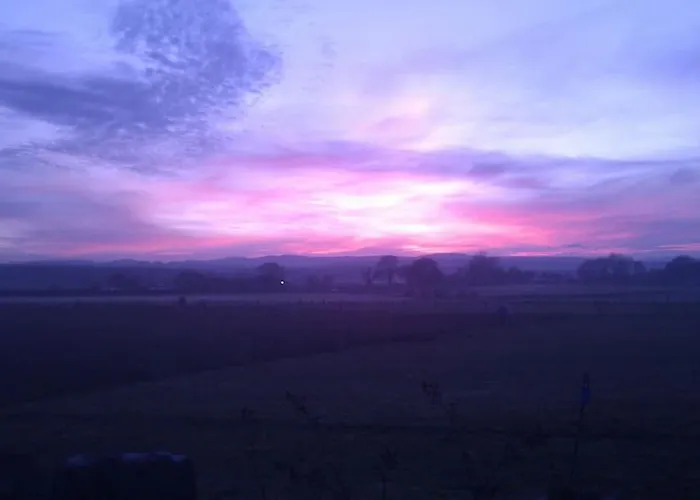 Дом отдыха The Weigh Office At Cliburn Station Пенрит