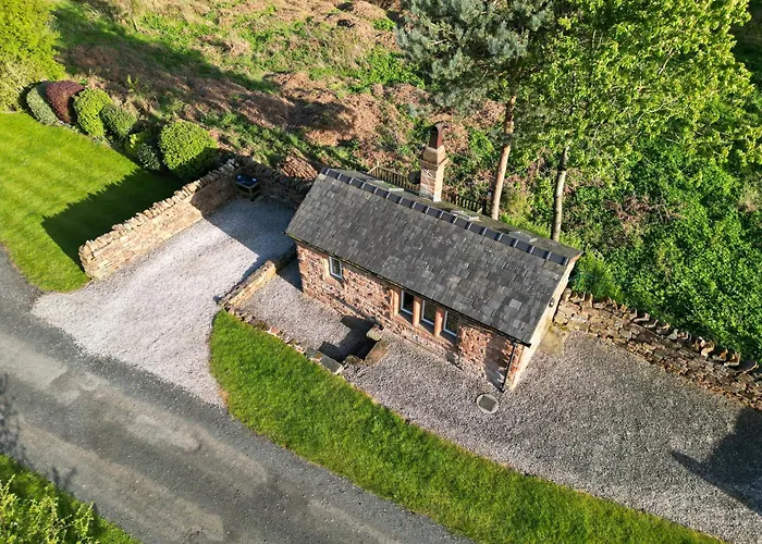 Дом отдыха The Weigh Office At Cliburn Station