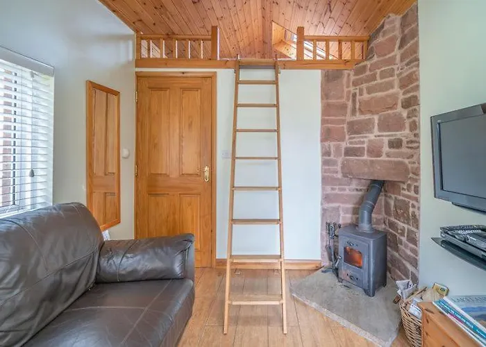 The Weigh Office At Cliburn Station Пенрит